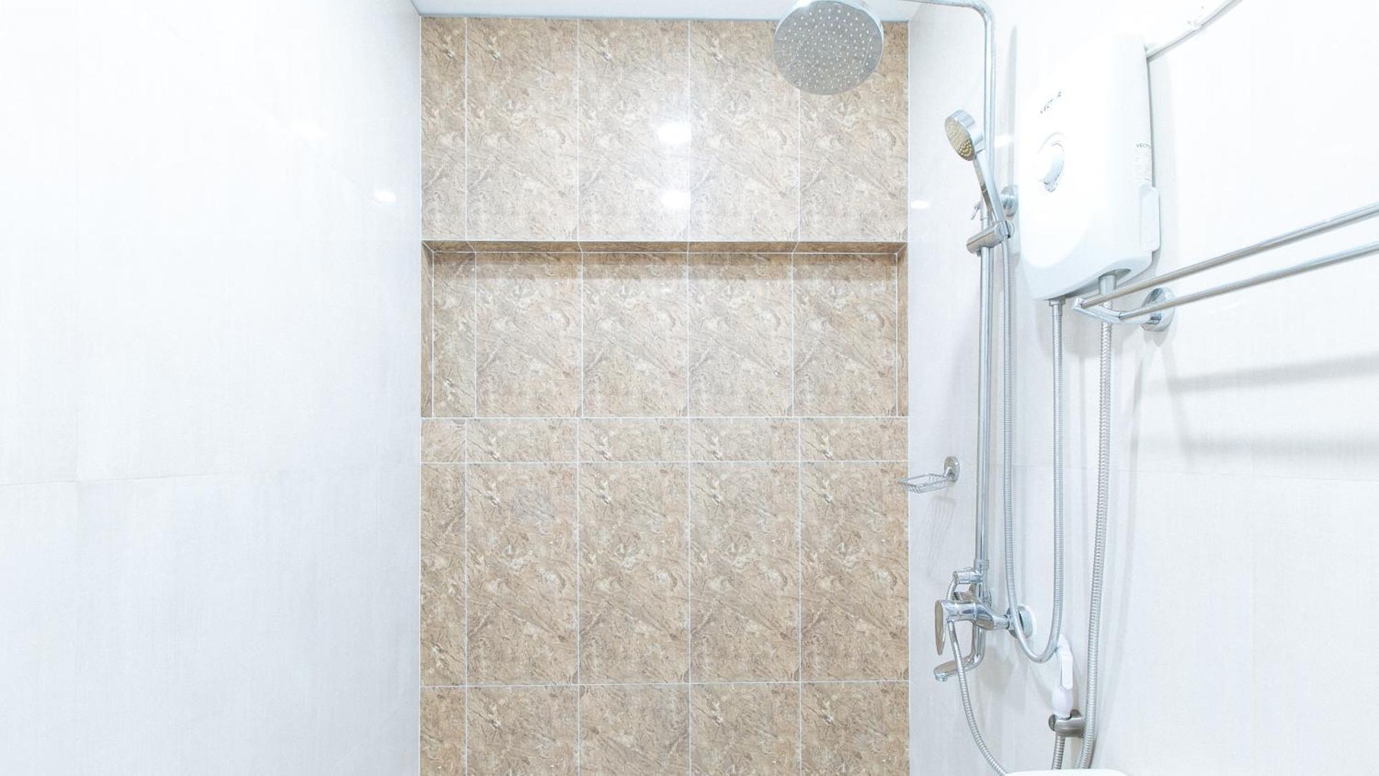 Отель Reddoorz Near Naia Terminal 1 Paranaque City Экстерьер фото
